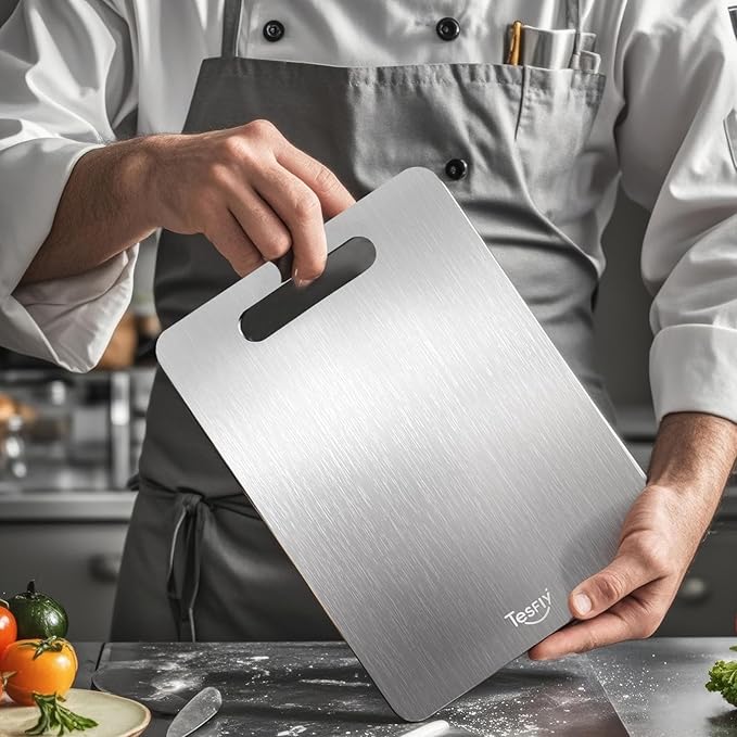 Titanium Cutting Board -100% Pure Titanium Cutting Boards For Kitche,Easy to clean, Double-sided food-grade Cutting Board For Meats, Fruits And Vegetables (15 * 11)